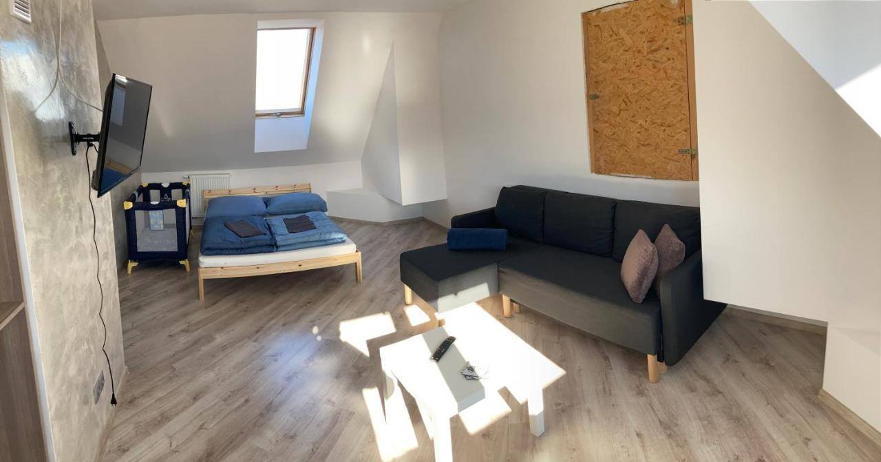 Apartamenty Przy Chacie Na Glowie Milkow  Exterior photo